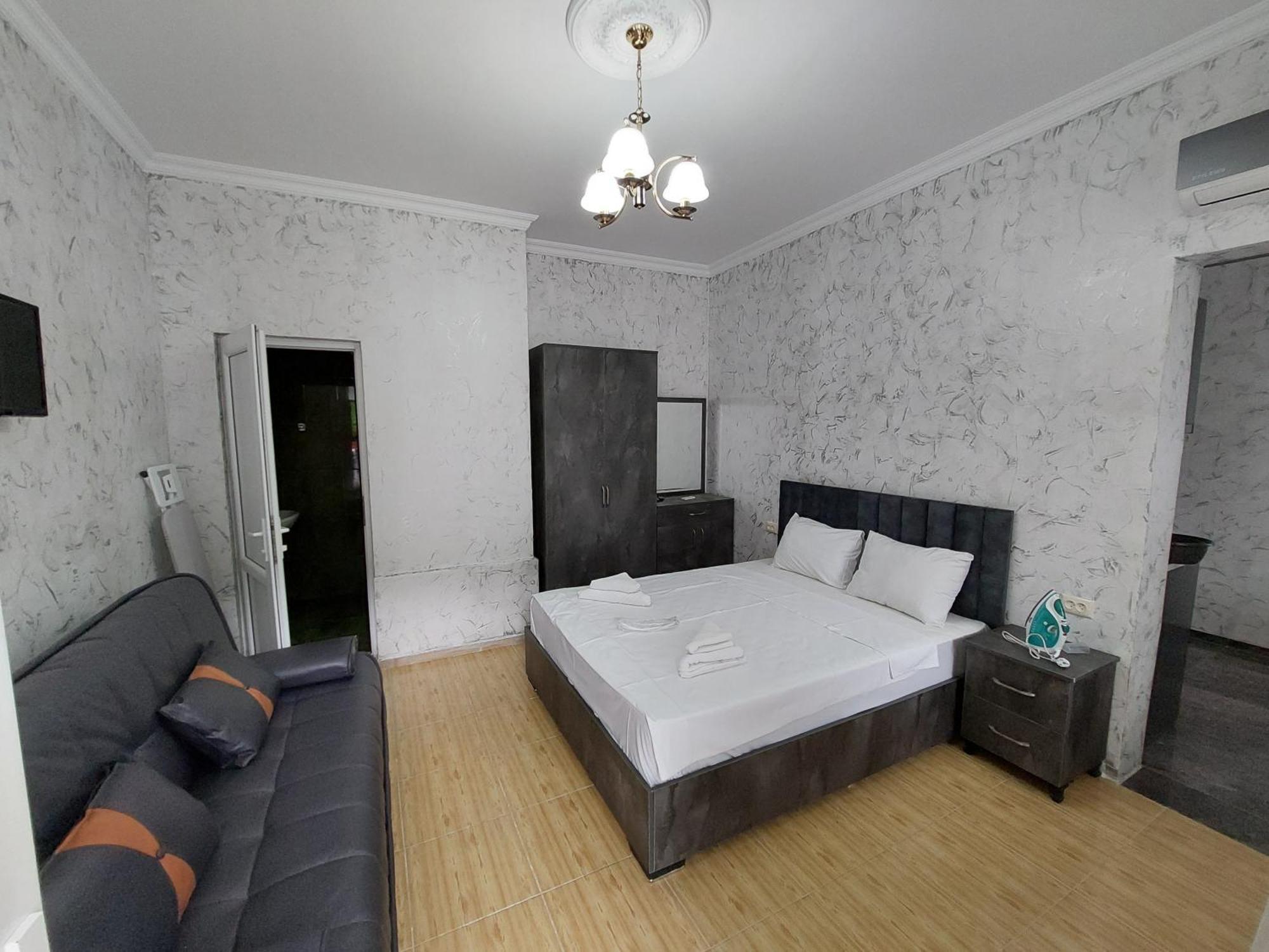 Zura Palace 4* Kvariati