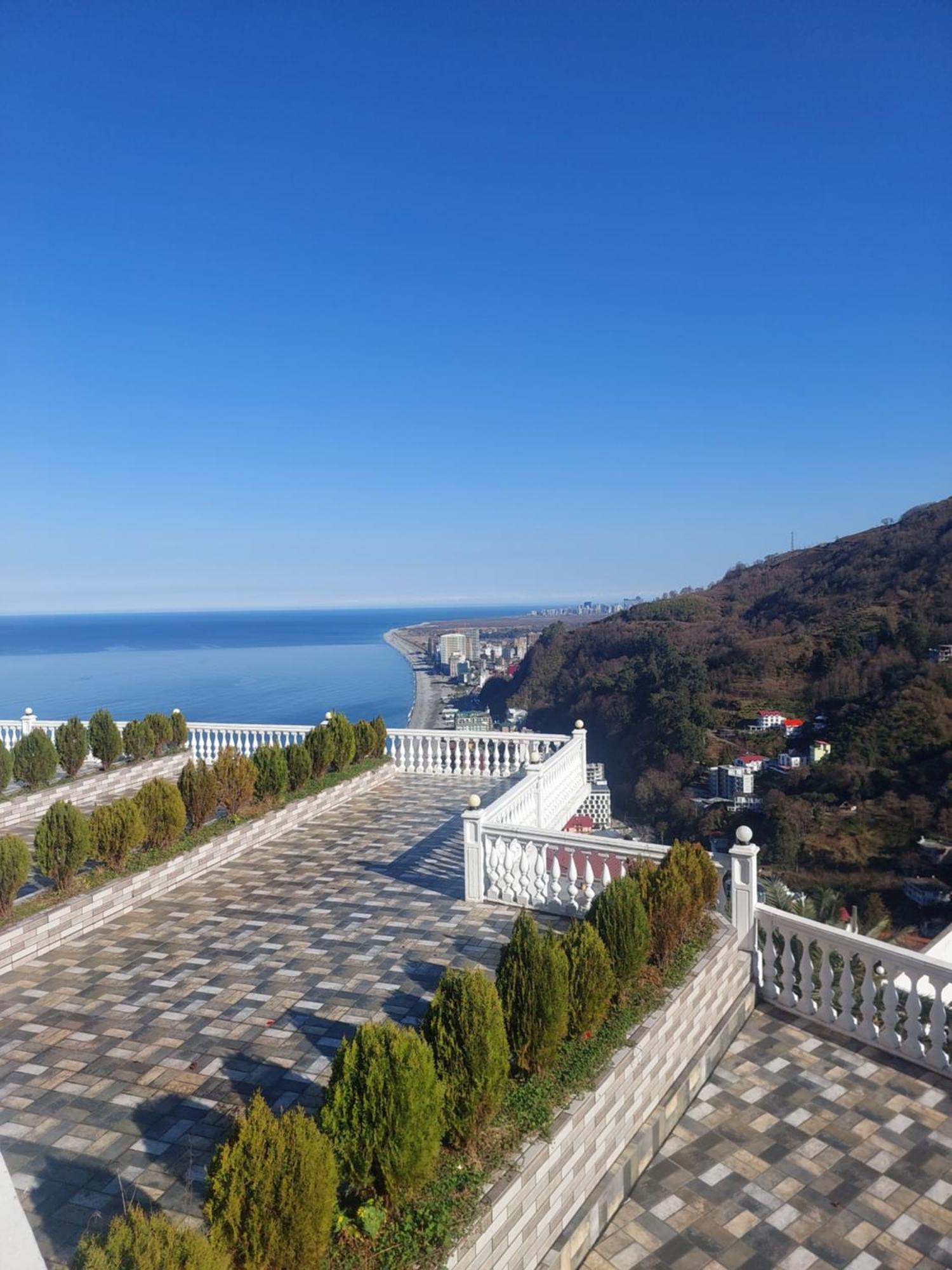 Hotel Zura Palace 4*