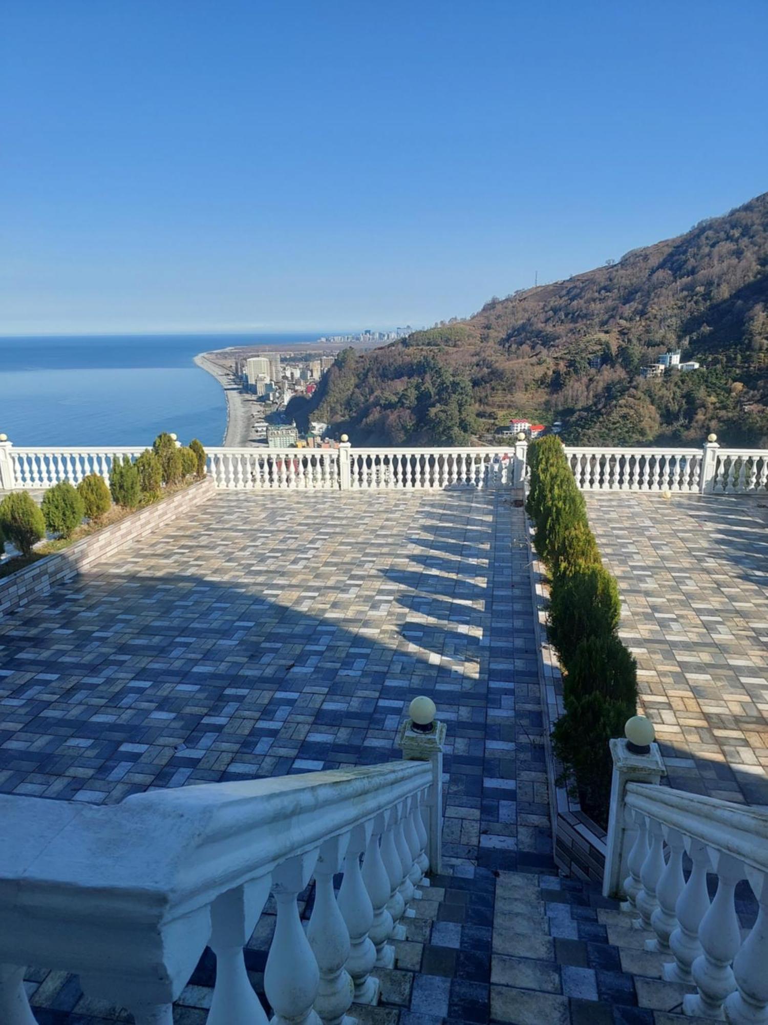 Zura Palace Hotel Kvariati