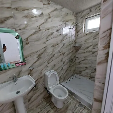 Zura Palace Kwariati Zimmer foto