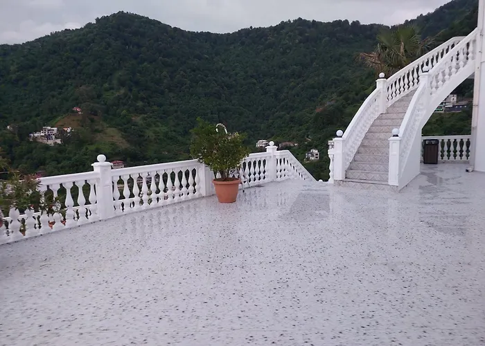 Zura Palace