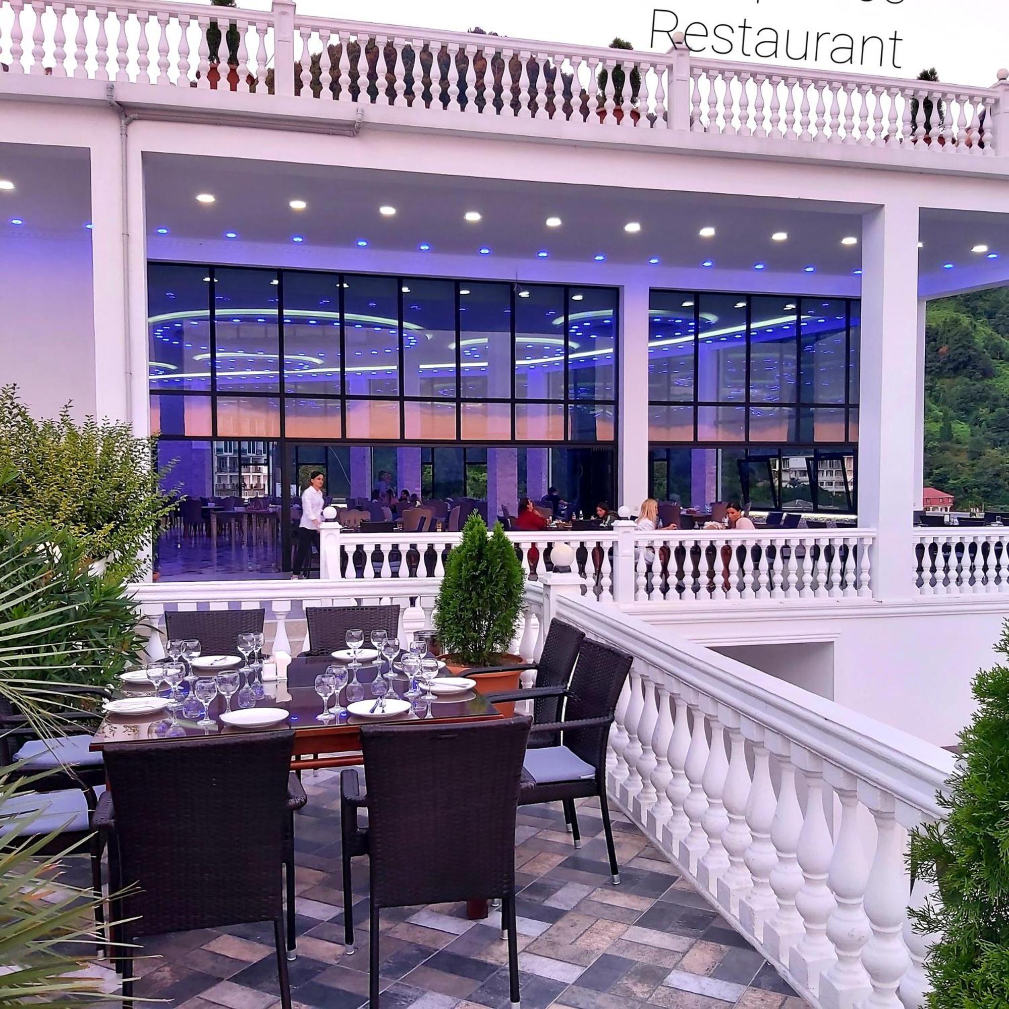 Zura Palace Kvariati