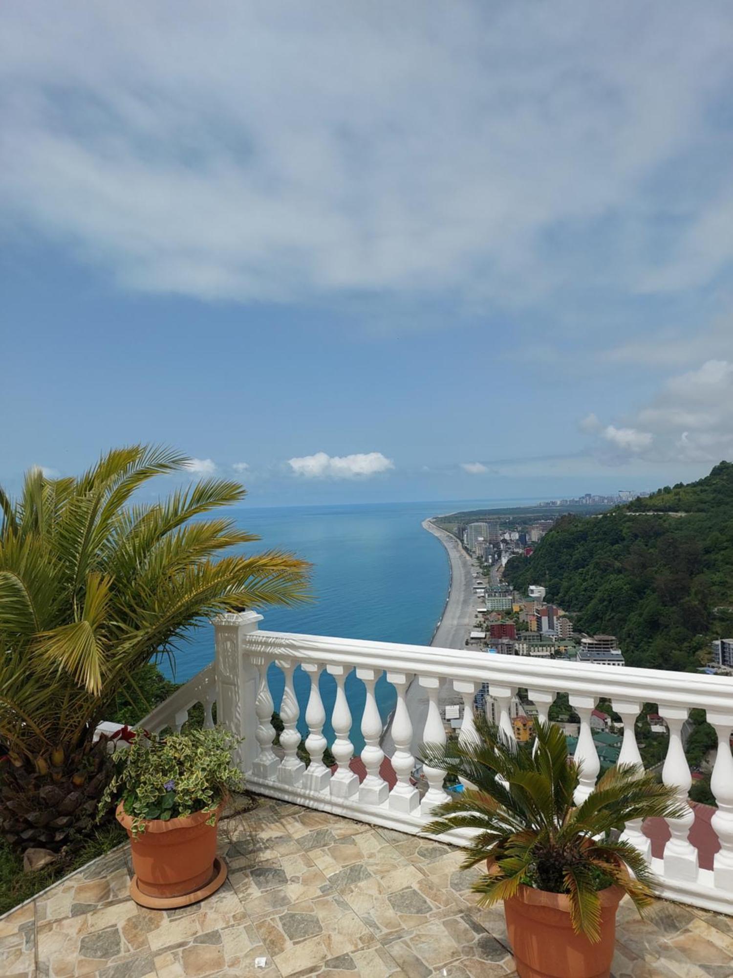 Zura Palace Hotel Kvariati