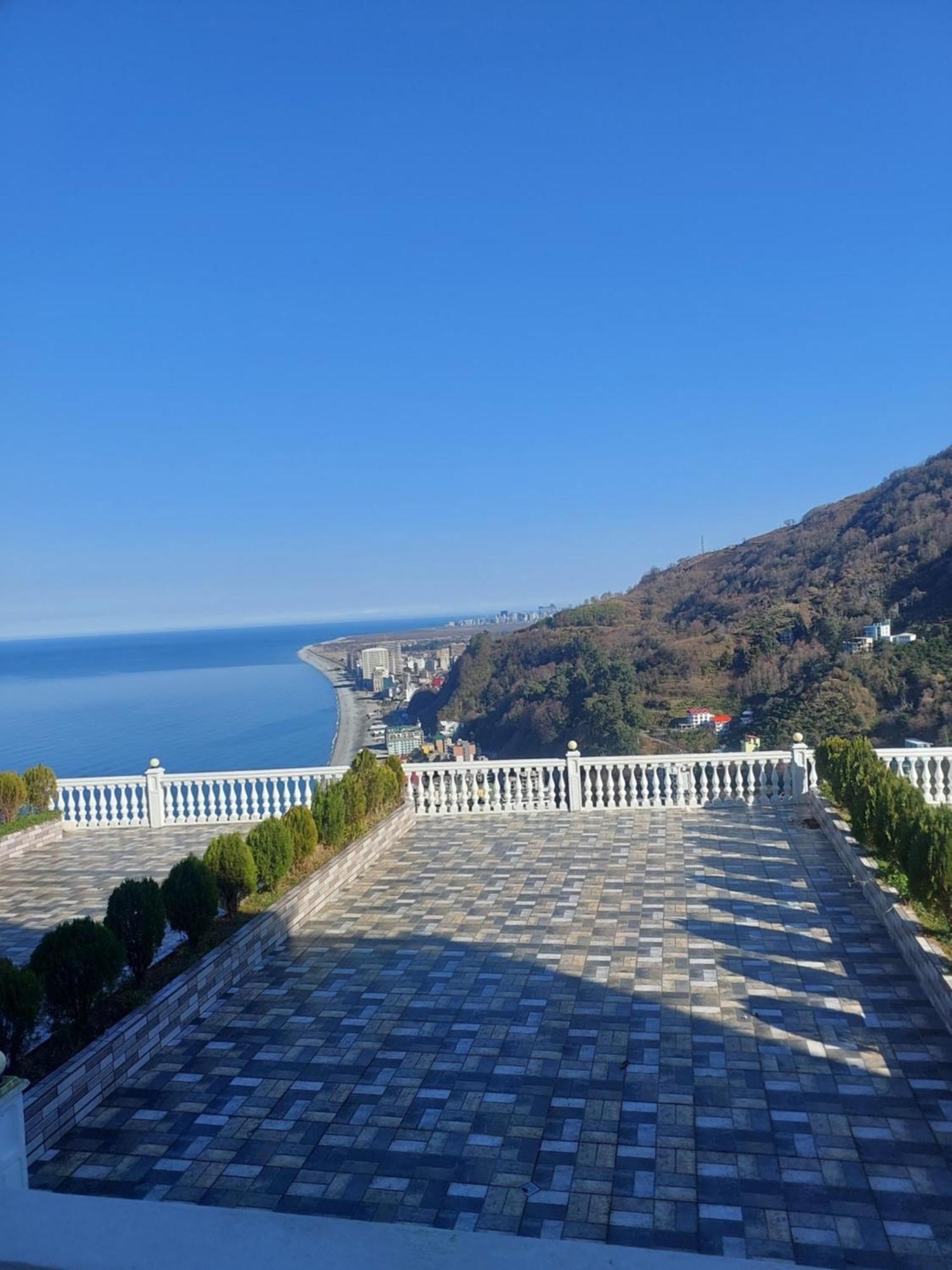 Hotel Zura Palace 4*