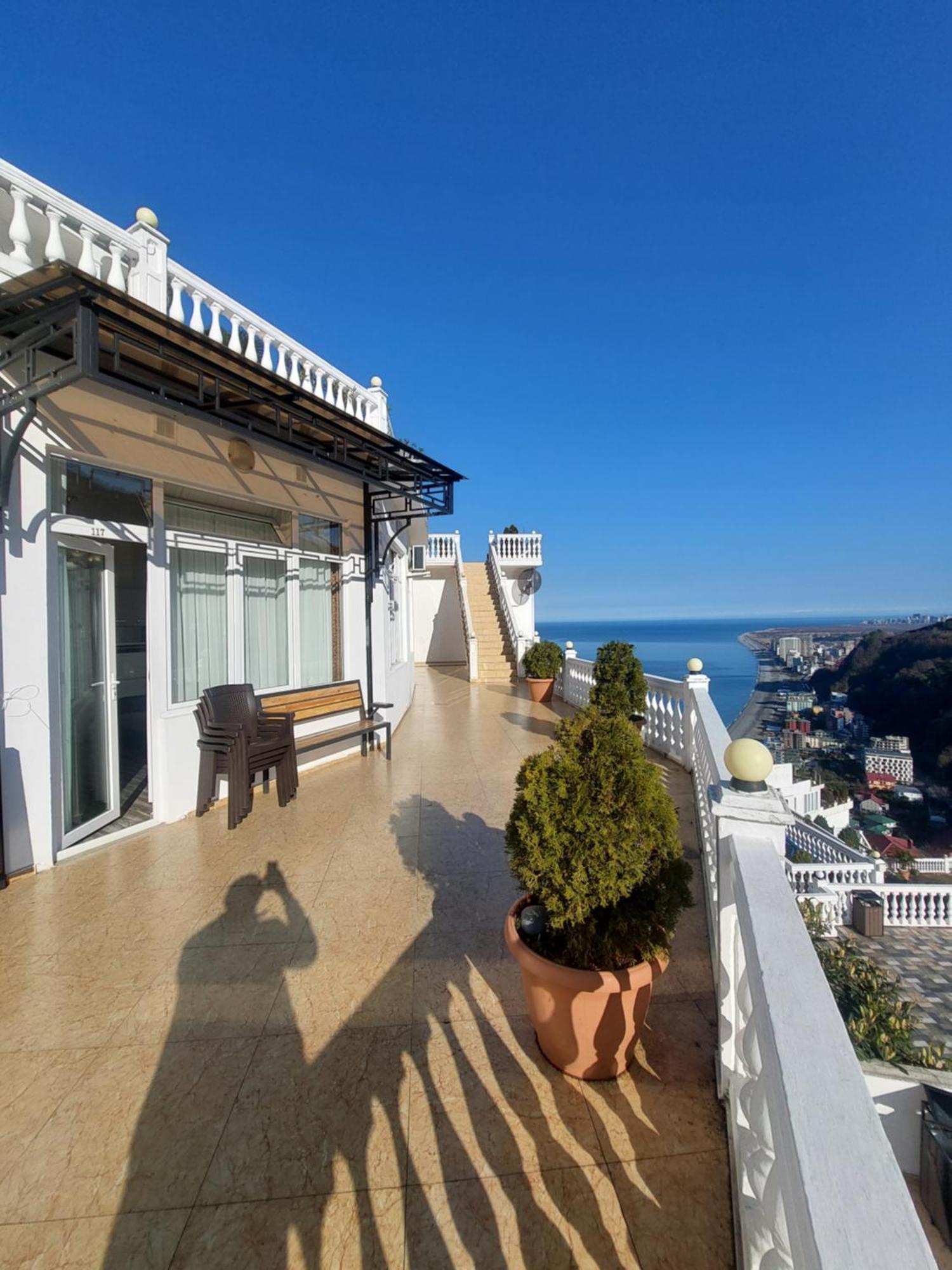 Zura Palace Hotel