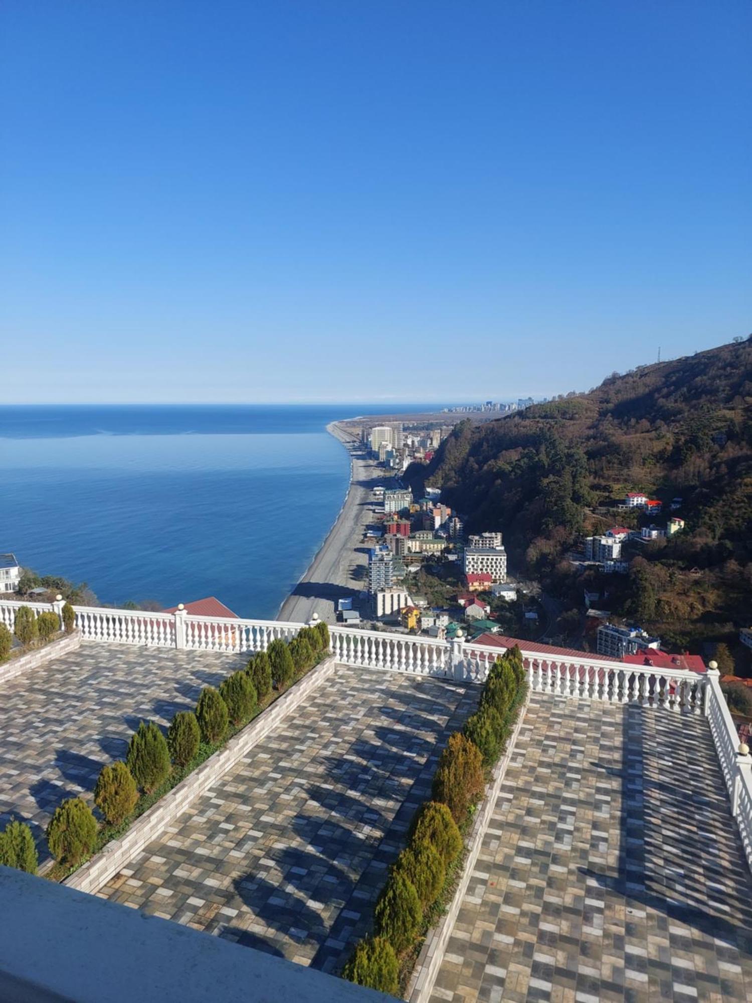 Zura Palace Kvariati