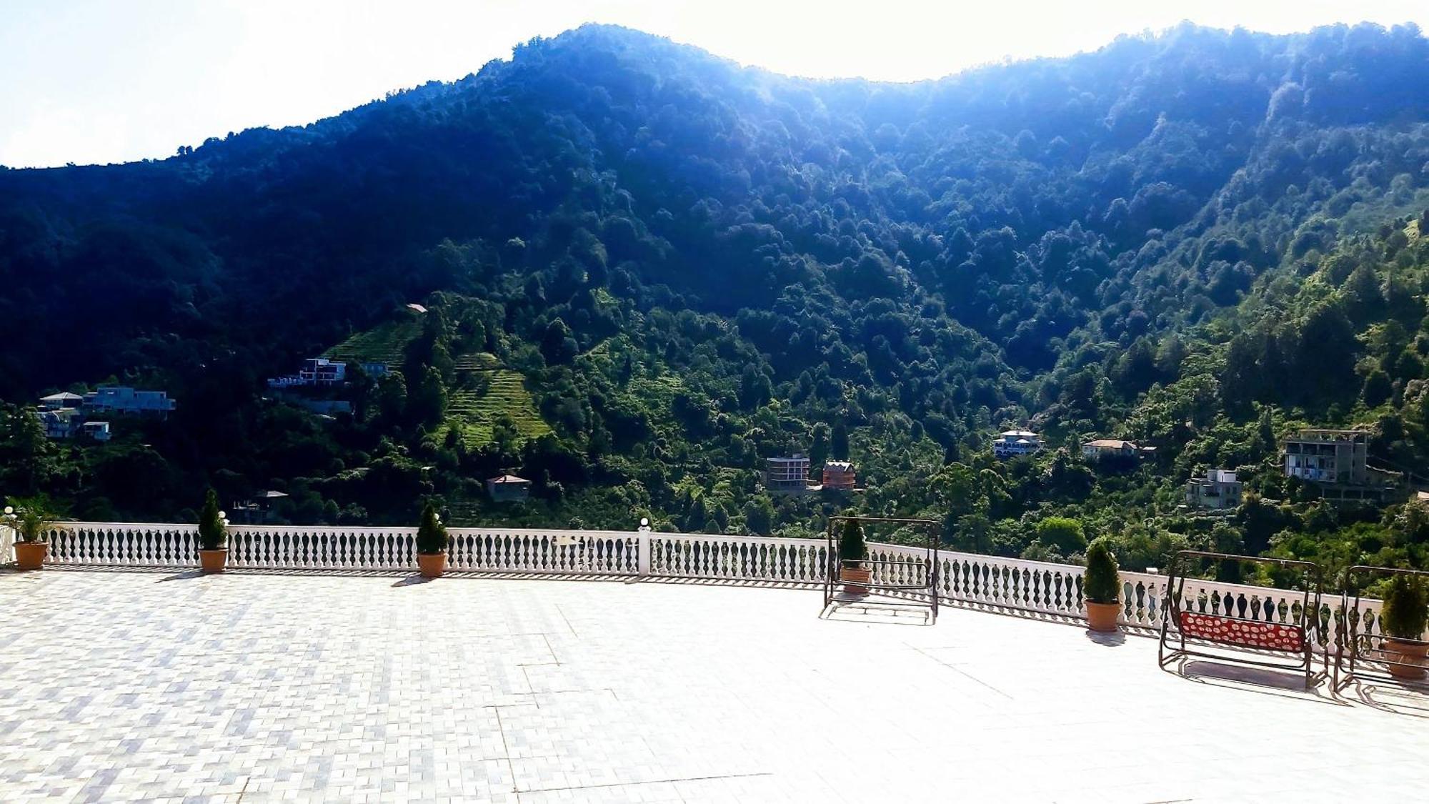 Zura Palace 4*